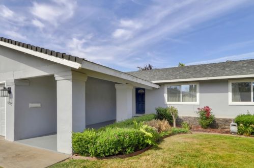 10655 Valley View Dr, Rancho Cordova CA  95670-2468 exterior