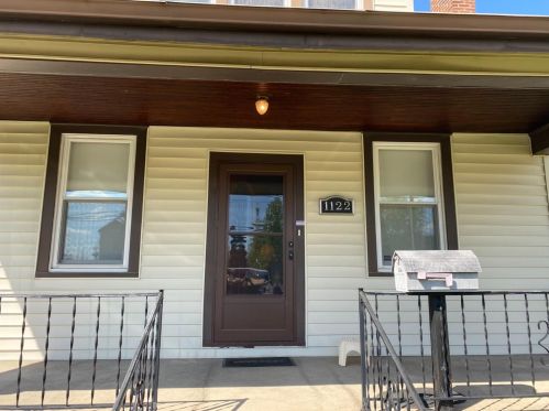 1122 Groesbeck Rd, Cincinnati, OH 45224-3276