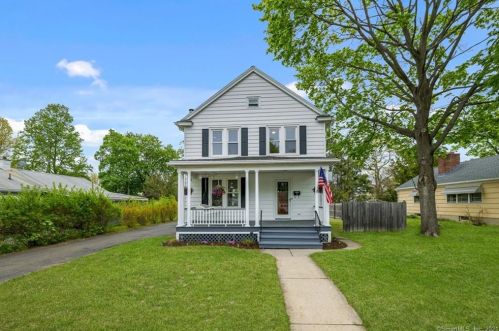 121 Linden St, Plainville, CT 06062-2353