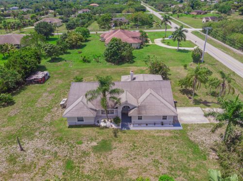 17506 Sycamore Dr, Town Of Loxahatchee Groves, FL 33470-3639