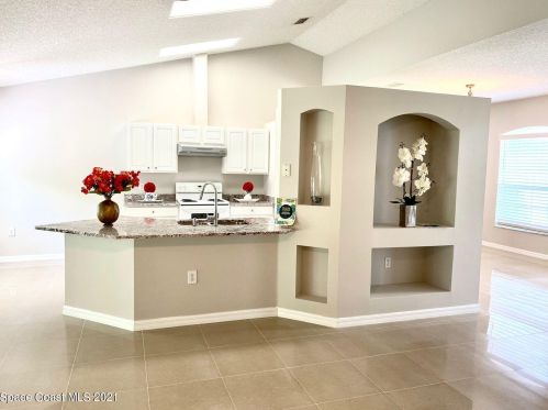 3830 Jupiter Blvd, Melbourne FL  32909-3872 exterior