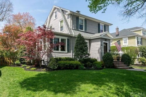 23 Bounty St, Metuchen NJ  08840-2501 exterior