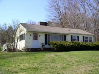 145 Tatnic Rd, Brooklyn, CT 06234-1621