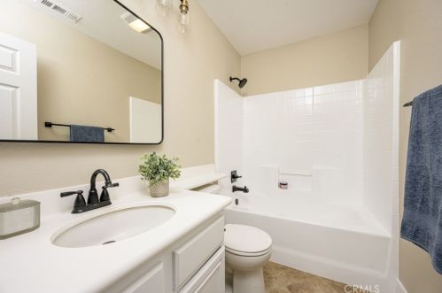 21 Via Scenica, Lake Elsinore CA  92532-0129 exterior