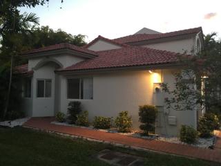 11566 51st Ln, Miami FL  33178-3560 exterior