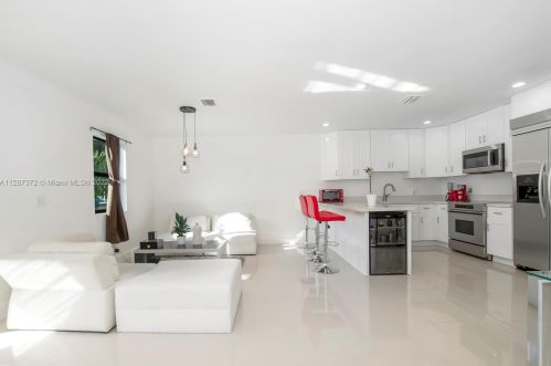 1401 3rd Ave, Dania Beach FL  33004-4214 exterior