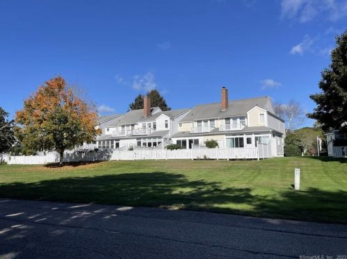 25 Cove Side Ln, Stonington, CT 06378-2901