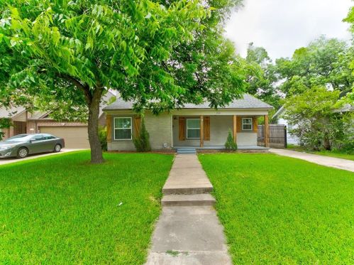 2521 Benbrook Blvd, Fort Worth TX  76109-2335 exterior