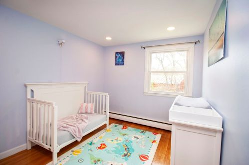 132 Haverhill Rd, Salem NH  03079-1243 exterior
