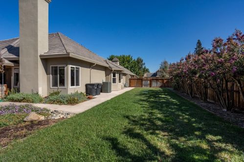 9918 Poppy Hills Dr, Valley Home CA 95361-9617 exterior