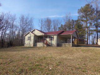 290 Sparks St, Paris, TN 38242-4060