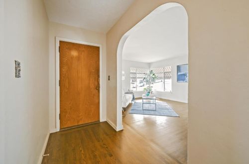 1304 Jenevein Ave, San Bruno, CA 94066-4158