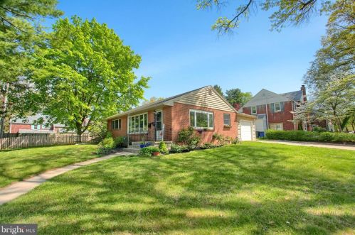 598 18th St, Camp Hill, PA 17011-5903