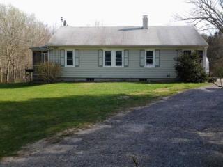 220 Hope Furnace Rd, Scituate RI  02831-1407 exterior