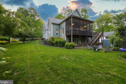 100 Confederate Cir, Locust Grove VA  22508-5735 exterior