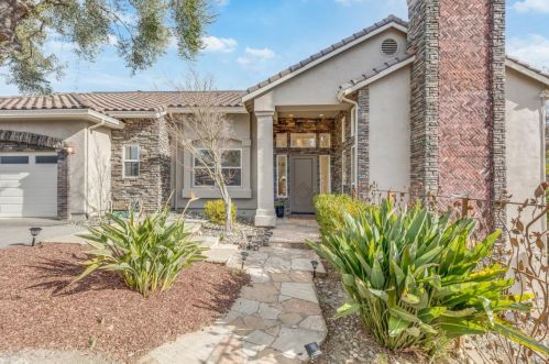 21461 Saratoga Hills Rd, Saratoga, CA 95070-5377