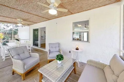 1271 Alhambra Cir, Naples FL 34103-3290 exterior