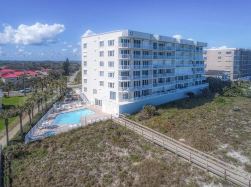 4767 Atlantic Ave, Daytona Beach FL  32127-7103 exterior