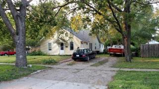 506 4th St, Abilene KS  67410-2412 exterior