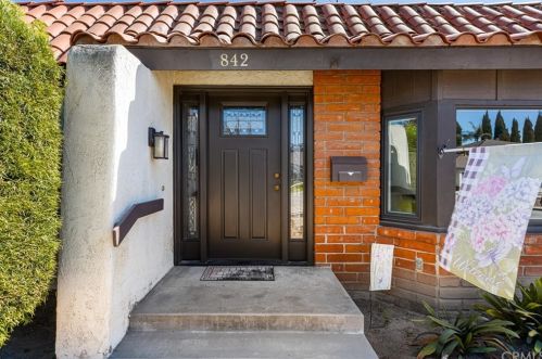 842 Tularosa Ave, Orange, CA 92866-2719