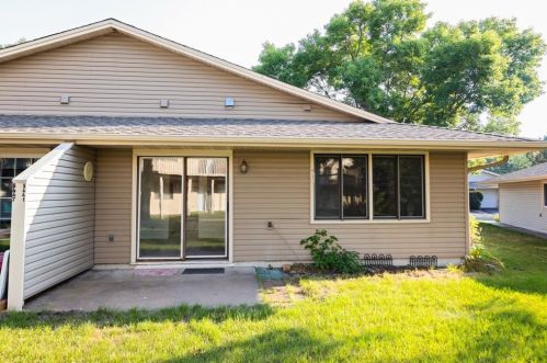 5441 72nd Cir, Minneapolis, MN 55429-1246