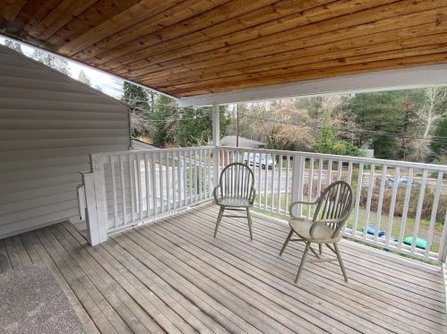 403 Chapel St, Grass Valley CA  95945-7112 exterior