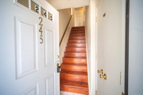 245 Ruth Ct, Middletown, NY 10940-5319