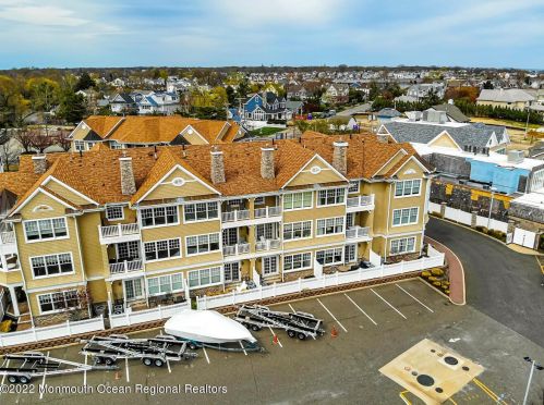 203 Riv Mist Way, Brielle NJ 08730-1465 exterior