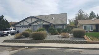 15771 Nassau Dr, Victorville, CA 92395-4822