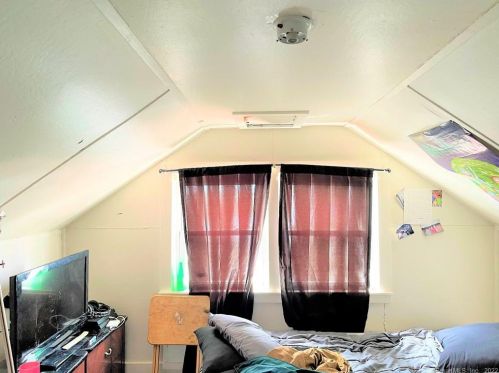 101 Federal St, United States Coast Guard Ac CT  06320-6210 exterior