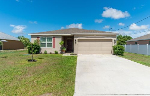 3931 Hablow St, Fort Pierce, FL 34953-4059