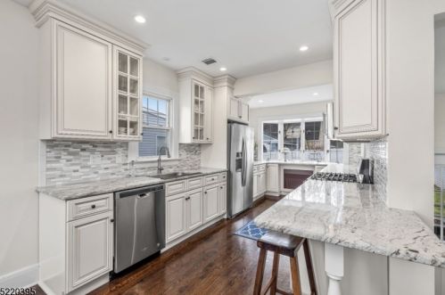 355 Hemlock Ave, Garwood NJ  07027-1430 exterior