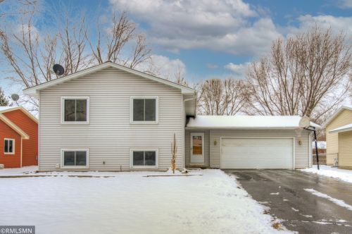 8209 Morgan Ave, Minneapolis MN 55431-1734 exterior