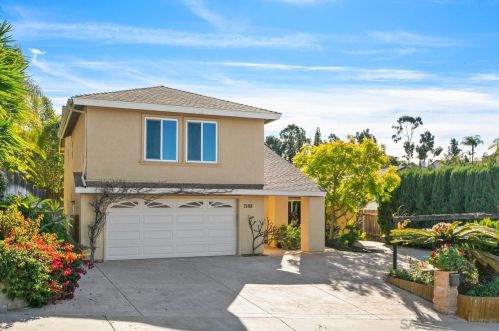 7188 Melotte St, San Diego, CA 92119-1618