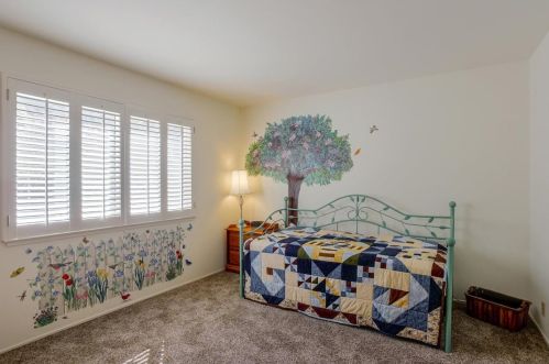 271 Goodwin Dr, San Bruno CA  94066-1660 exterior