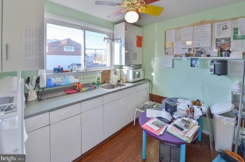 300 White Horse Pike, Camden NJ  08107-1309 exterior