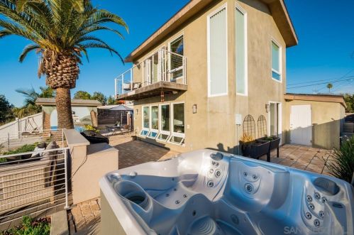 2930 Admiral Ave, San Diego CA 92123-3106 exterior