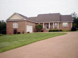 223 Ottoma Dr, Crossville, TN 38555-6973