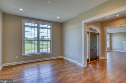 94 Wolf Creek Cir, Dover DE  19901-4917 exterior