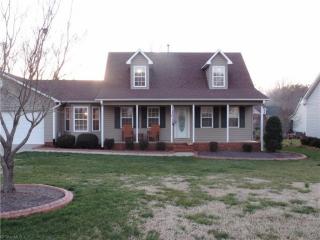2877 Horseshoe Bend Rd, Randleman, NC 27317-8211