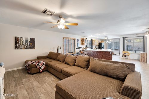 14207 20th St, Phoenix AZ 85022-4646 exterior