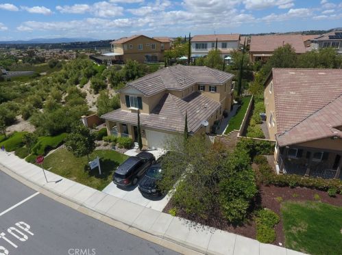 44260 Nighthawk Pass, Temecula CA  92592-1388 exterior