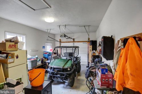 4 Holly Ct, Lees Cross Roads PA  17257-8749 exterior