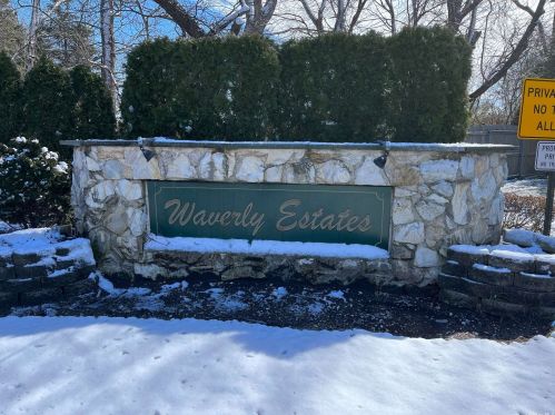 31 Gazebo Ln, Holtsville NY  11742-1637 exterior