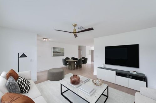 27240 Belle Rio Dr, Bonita Springs FL  34135-4429 exterior