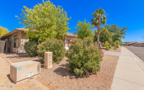 20727 89th Dr, Peoria, AZ 85382-6463