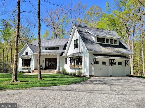 12253 Hanover Courthouse Rd, Mangohick, VA 23069-1602