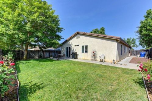 4313 Aubergine Way, Mather CA  95655-3031 exterior