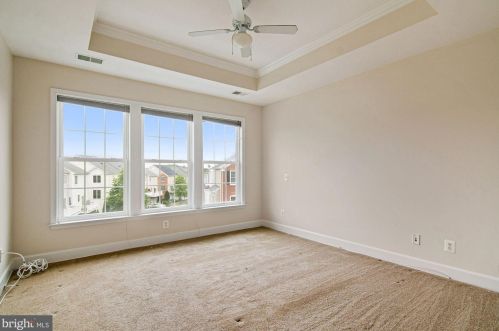 14631 Weeburn Way, Woodbridge VA  22191-4043 exterior