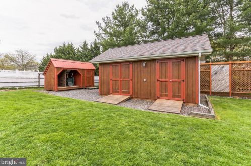 107 Wilson Dr, Collegeville PA  19473-2341 exterior